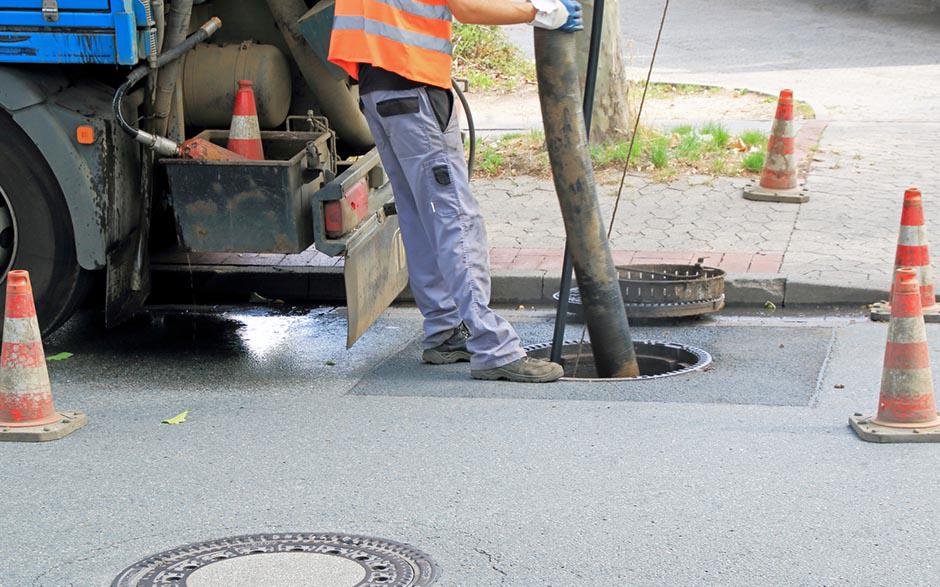 dégorgement canalisation Louvres